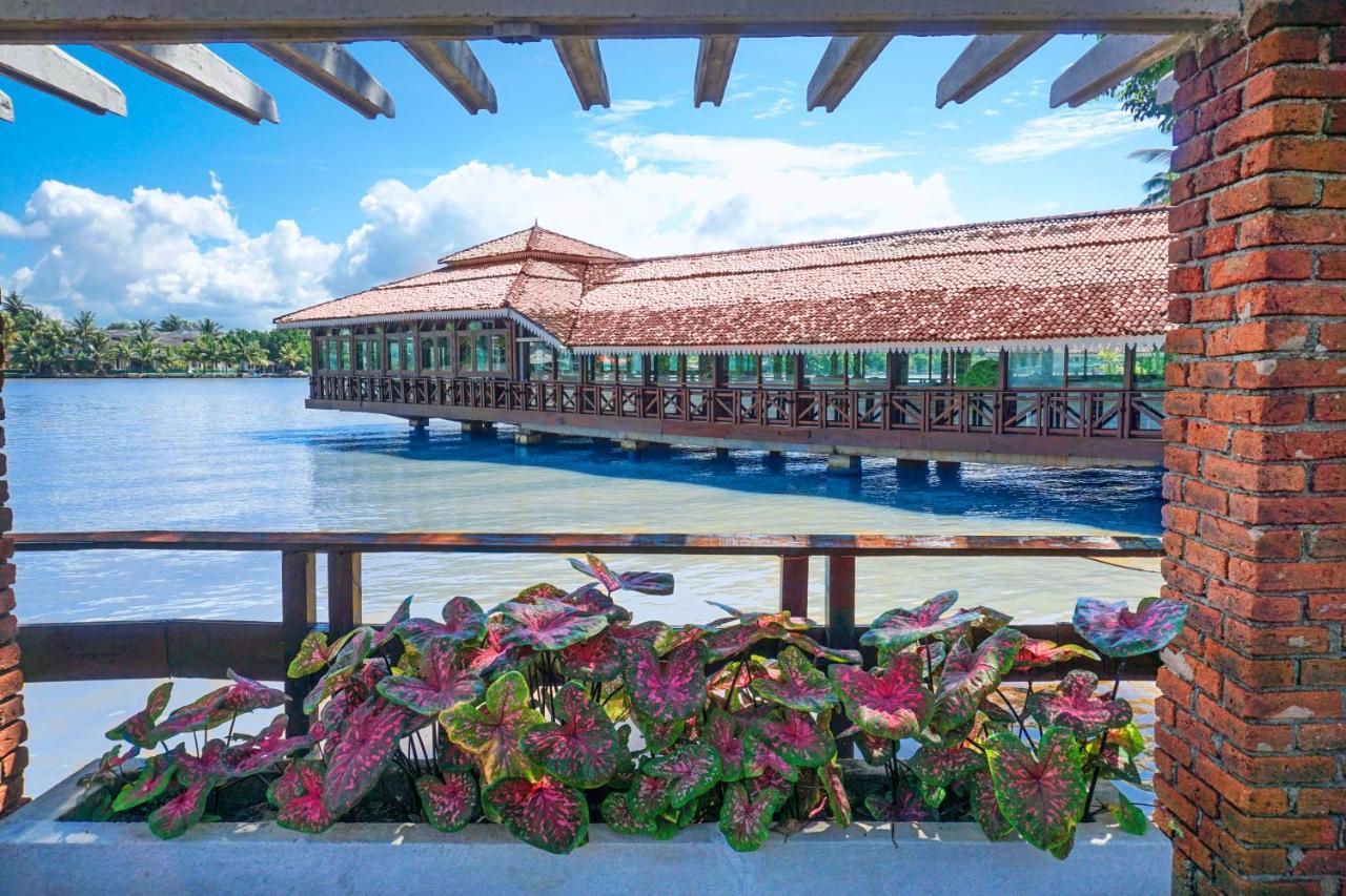 Club Bentota Hotel Exterior photo