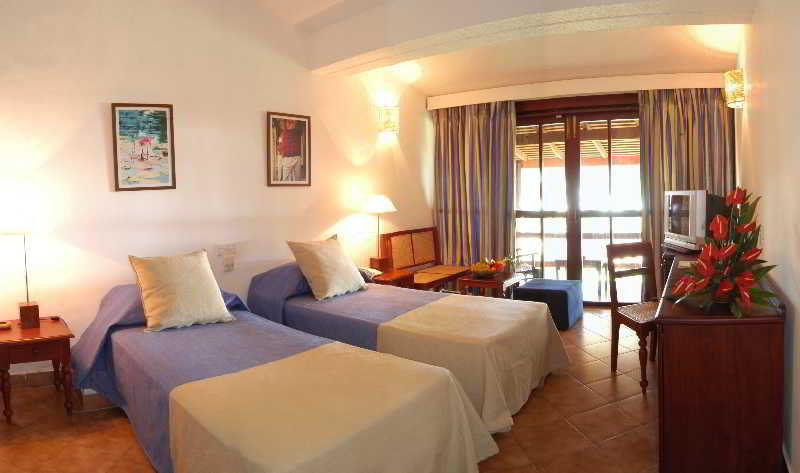Club Bentota Hotel Exterior photo