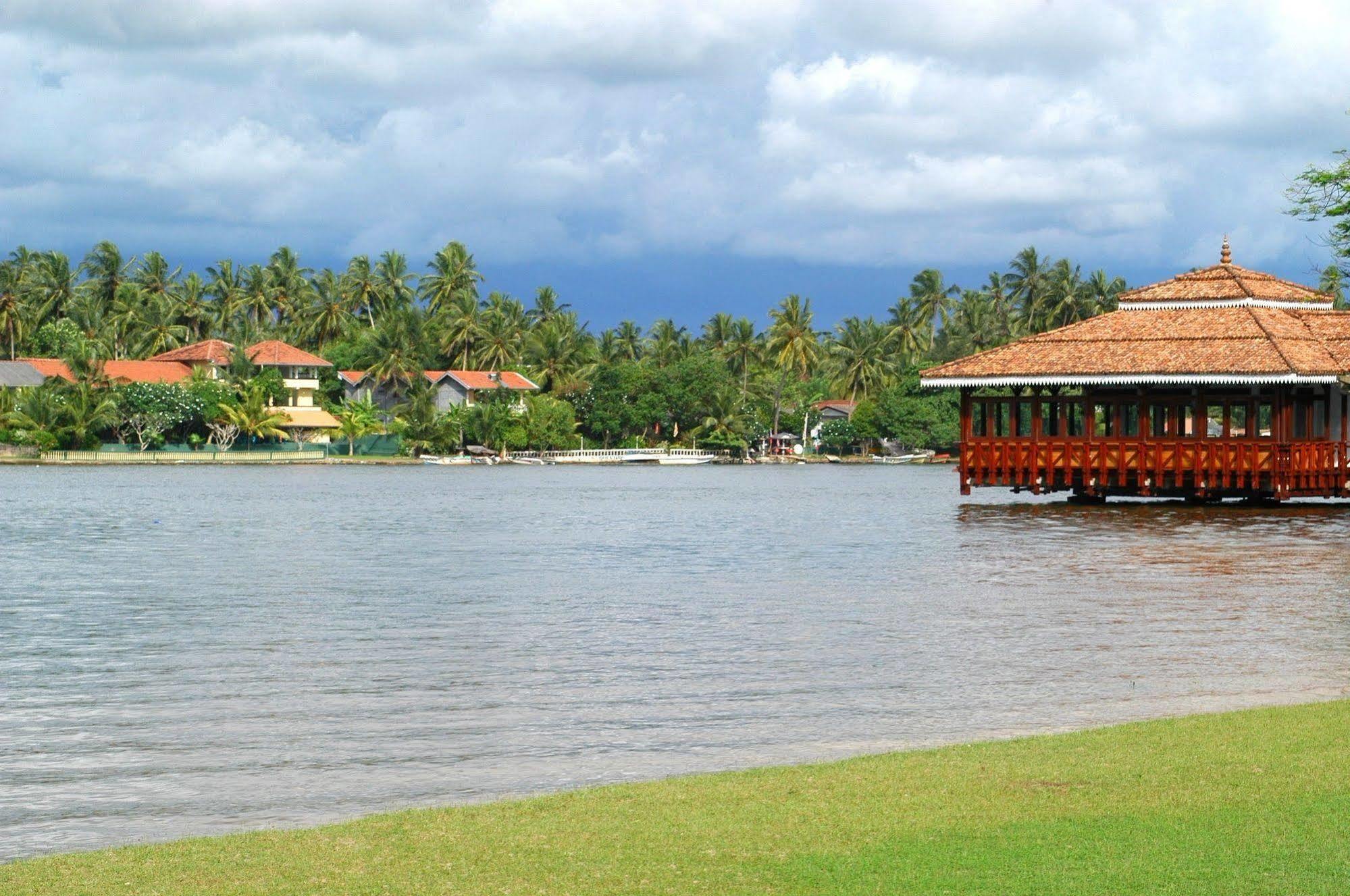 Club Bentota Hotel Exterior photo